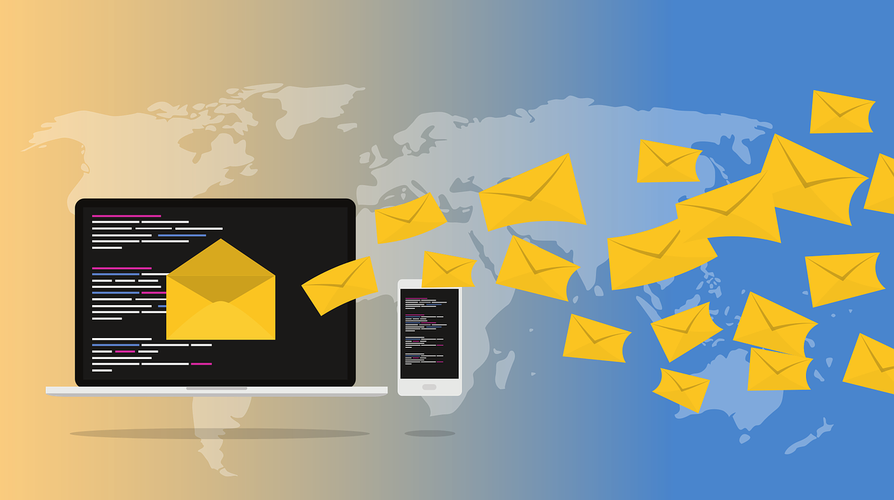 CRM Integration with Email Marketing: Optimizing Communication and Campaigns